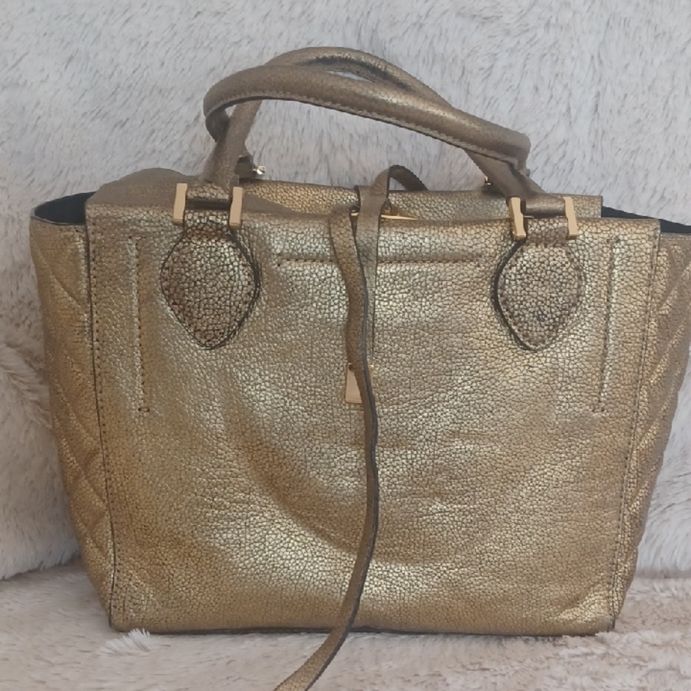MICHAEL KORS MIRANDA TOTE- QUILTED GUSSET- GENUINE LEATHER- Gold Handbag- HB274